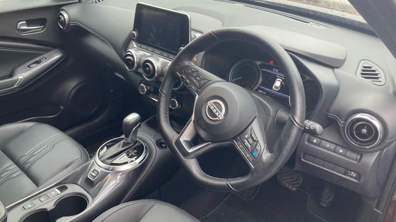 Nissan Juke 1.6 Hybrid Tekna 5dr Auto Hybrid Hatchback